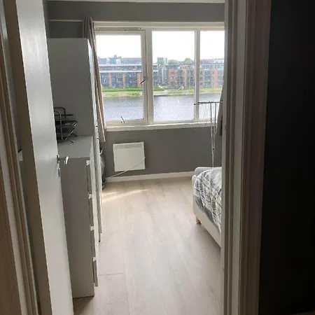 Keybutler Riverview Apartment Elvegata Lejlighed